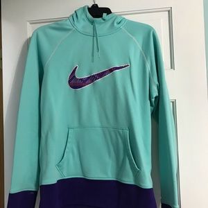 Nike sweatshirt